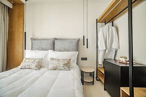 Nikon Boutique Hotel