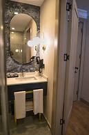 Nevi Hotel & Suites İstanbul Taksim