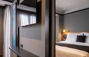 3 Pines Design Living