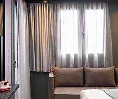 3 Pines Design Living