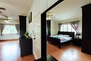 Captivating 3-bed Villa in Muang Pattaya