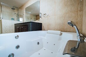 Captivating 3-bed Villa in Muang Pattaya