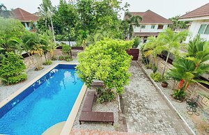 Captivating 3-bed Villa in Muang Pattaya