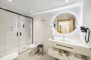 Odyssey Rooms