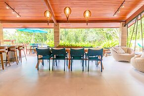 PF28 - Excelente Casa 4 Suítes