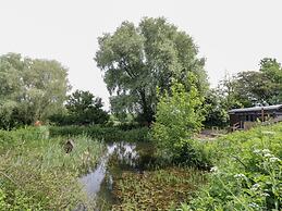 The Shepherds Hut at Bridge Lake Farm & Fishery