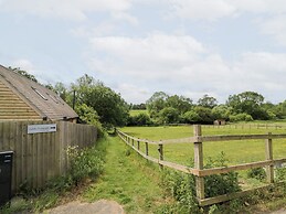 The Shepherds Hut at Bridge Lake Farm & Fishery