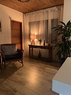 Mar Egeu Arte & Pouso