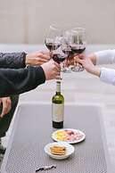 Le Montreal Apartments