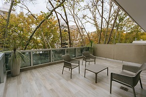 Le Montreal Apartments