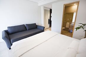 Le Montreal Apartments