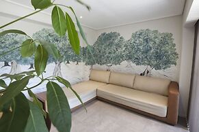 Le Montreal Apartments