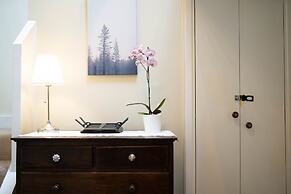 The Loft 2BR Duplex 82 Cathedral Cardiff Parking