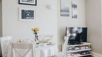 The Loft 2BR Duplex 82 Cathedral Cardiff Parking