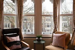 The Loft 2BR Duplex 82 Cathedral Cardiff Parking