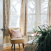 The Loft 2BR Duplex 82 Cathedral Cardiff Parking