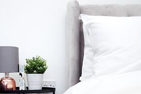 Eveswell Studios Comfort Studio 10