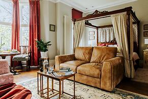 The Suite Cardiff City Centre Private Parking