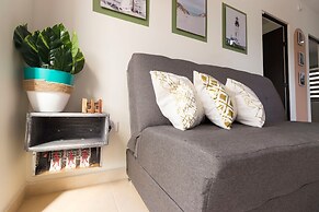 Breezy & Bright Full Apartment