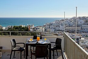 Rooftop Oldtown Residence