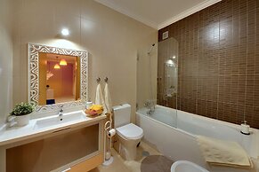 Rooftop Oldtown Residence