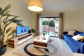 Rooftop Oldtown Residence