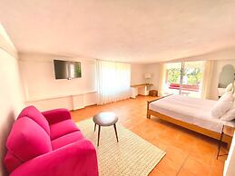 Hotel Cala Blanca Cuernavaca