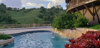 Hacienda Elena Paraiso Tropical