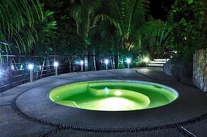 P V South Shore Luxury Accommodations