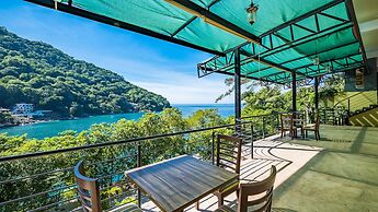 P V South Shore Luxury Accommodations