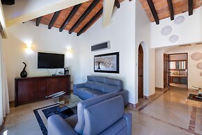 P V South Shore Luxury Accommodations