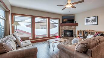 Mountain Time-spacious, Private Hot Tub,great View