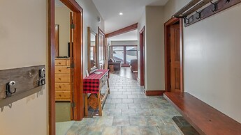 Mountain Time-spacious, Private Hot Tub,great View