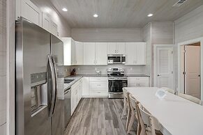 Copano Breeze 3 Bedroom Home by RedAwning