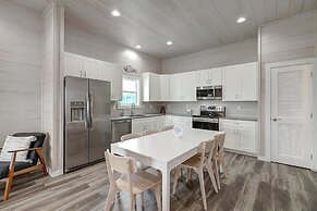 Copano Breeze 3 Bedroom Home by RedAwning