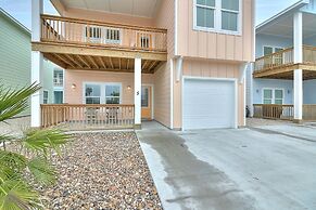 Copano Breeze 3 Bedroom Home by RedAwning