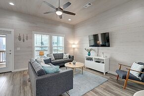 Copano Breeze 3 Bedroom Home by RedAwning