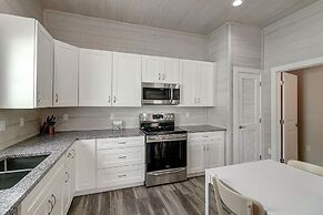 Copano Breeze 3 Bedroom Home by RedAwning