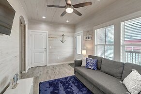 Copano Breeze 3 Bedroom Home by RedAwning