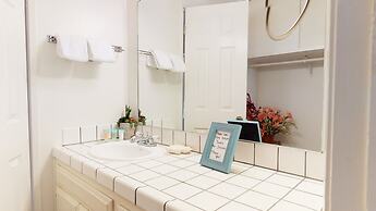 Krystal Villas East 312 Quaint and Cozy, Great Value for your Mammoth 