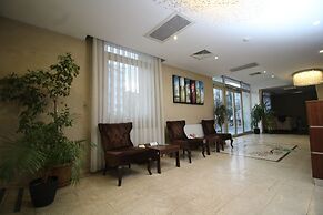 Vali Erdogan Konuk Evi Hitit Otel