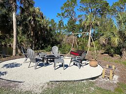 Suite Dreams Guesthouse aka Care Takeover Home