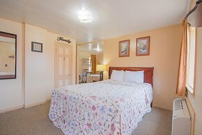 Sunflower Motel Hiawatha By OYO