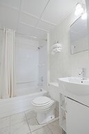 Sunflower Motel Hiawatha By OYO