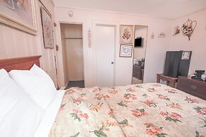 Sunflower Motel Hiawatha By OYO