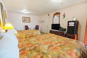 Sunflower Motel Hiawatha By OYO