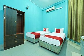 OYO 90441 Cz Traveler's Hotel