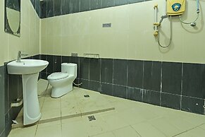 OYO 90441 Cz Traveler's Hotel