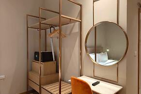 Away Bangkok Riverside Kene