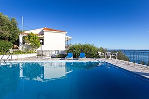 Villa Katina - private pool & sea view